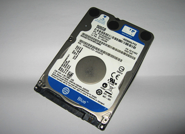 Зовнішній жорсткий диск   ми рекомендуємо купувати в тому випадку, коли вам необхідно додаткове сховище, яке можна буде використовувати на будь-якому комп'ютері або пристрої з USB-інтерфейсом