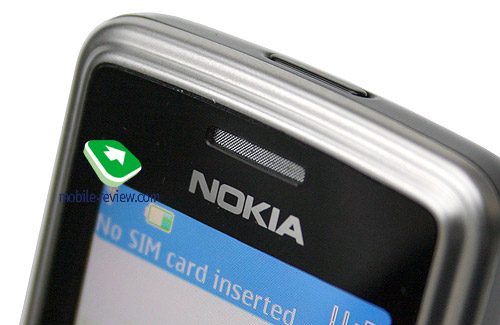 Це типова проблема таких поверхонь, на прикладі Nokia N91 ми бачимо аналогічне стирання акумуляторної кришки