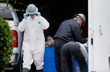 14 жовтня 2014 року, 1:59 Переглядів:   У Бельгії і Польщі госпіталізували двох хворих з підозрою на Ебола, фото AFP