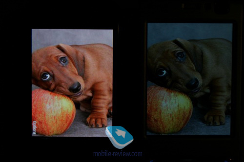 Порівняння екранів з Nokia N95 (Nokia N85 зліва):